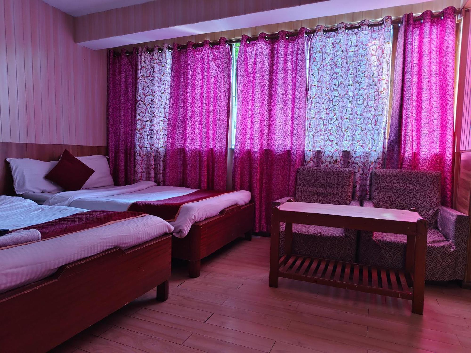 Lhonark Residency Hotel Gangtok Ngoại thất bức ảnh