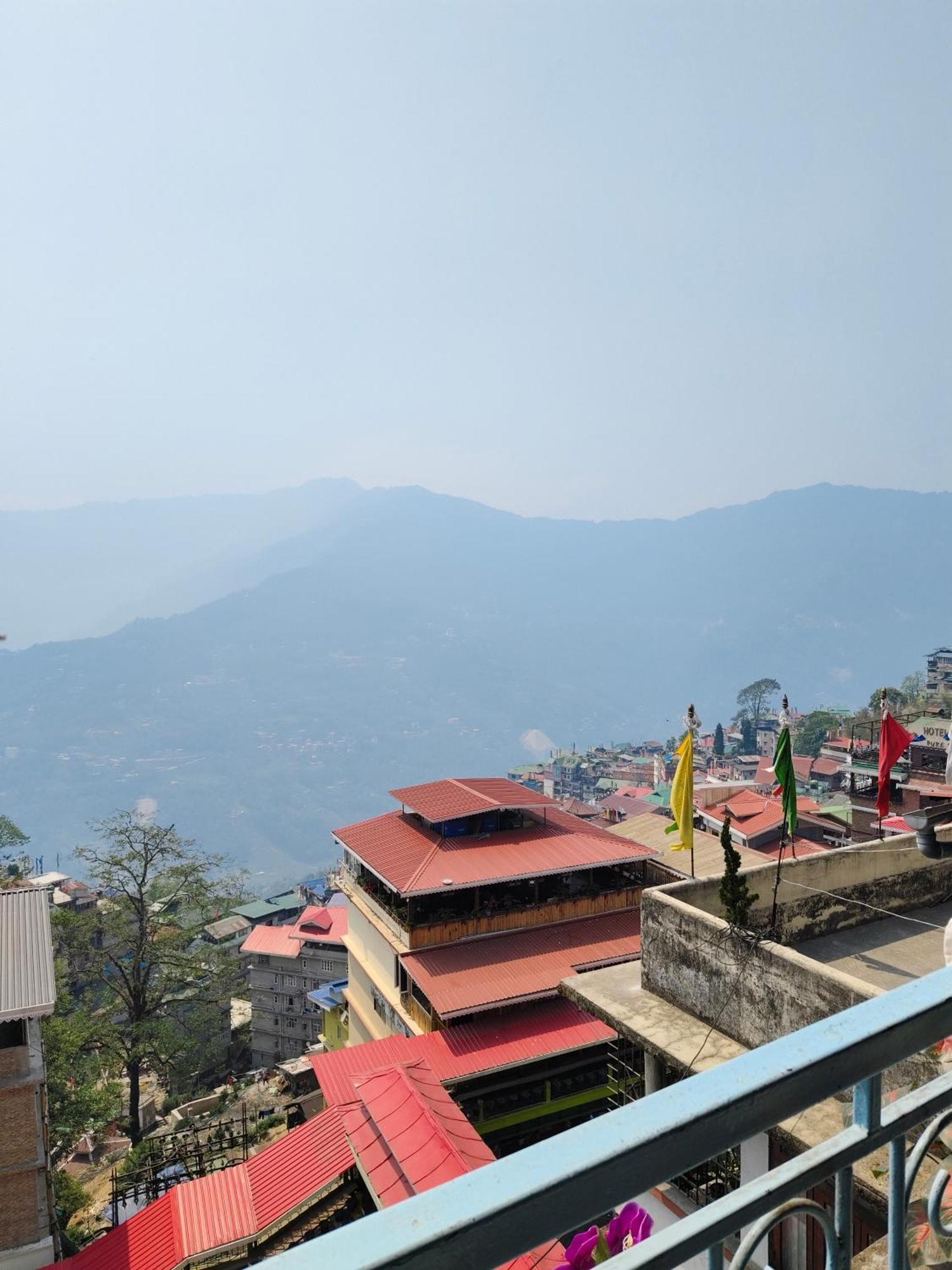 Lhonark Residency Hotel Gangtok Ngoại thất bức ảnh